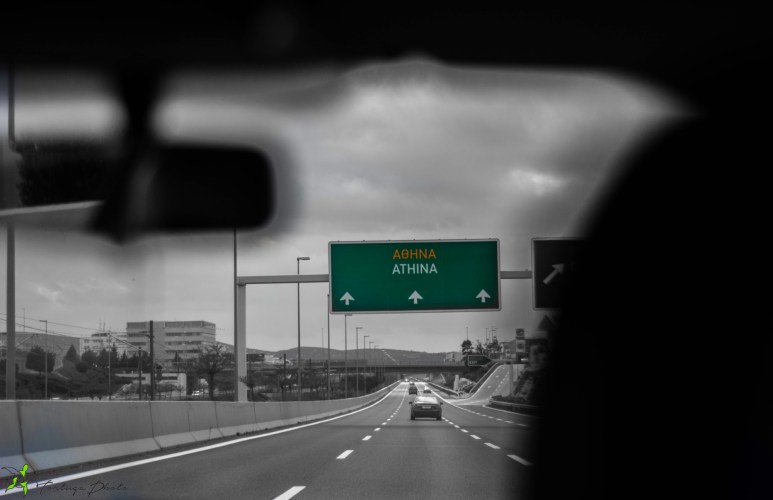 dans le taxi pour athènes